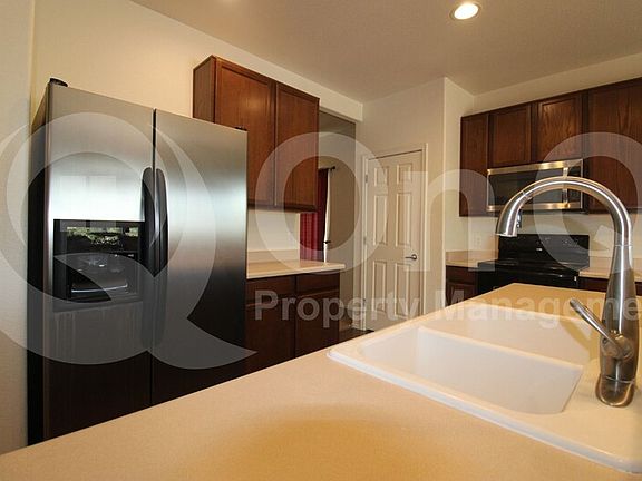 4th image of 6434 S Sunrise Valley Dr