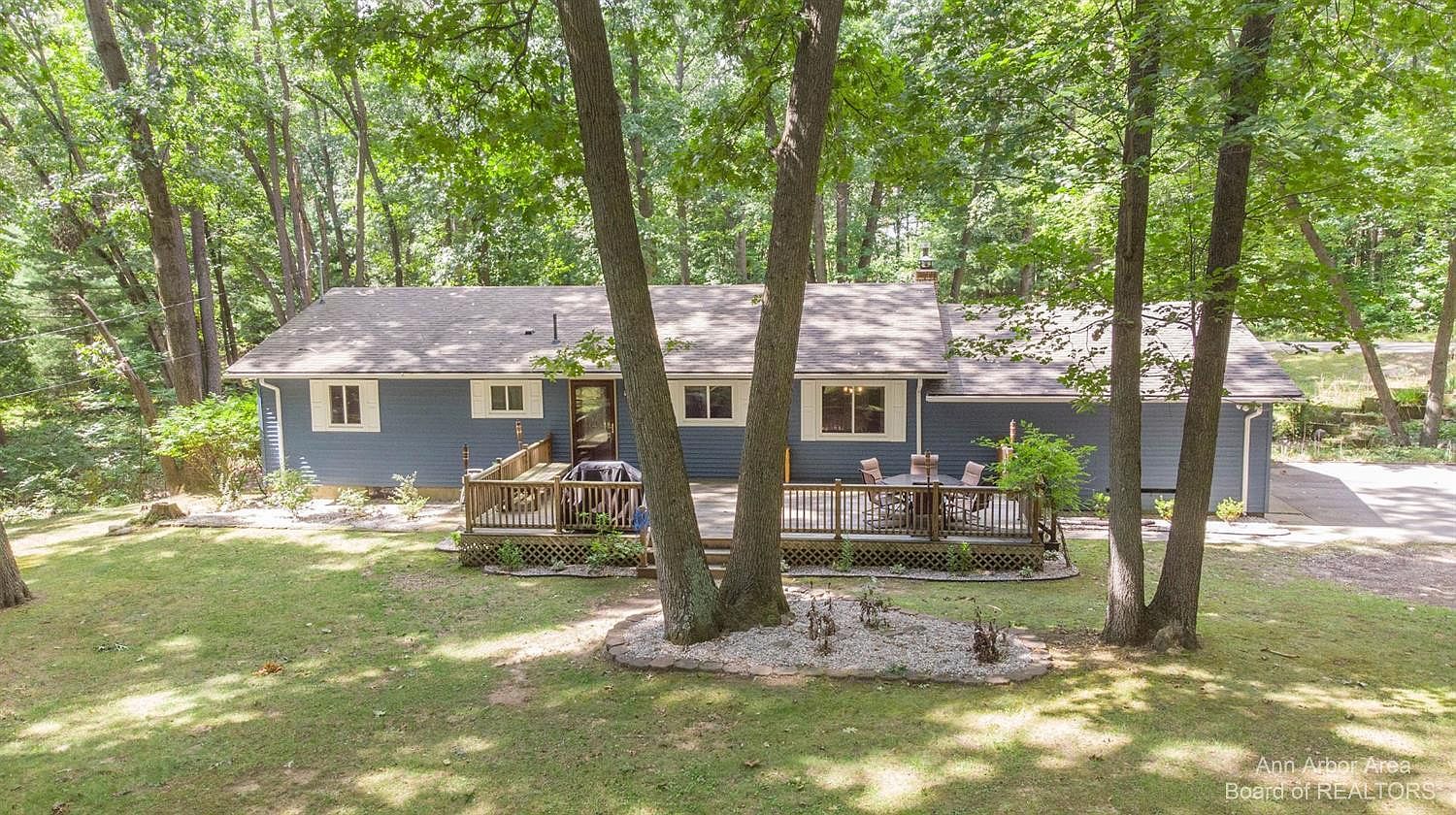 3287 Jewell Rd, Howell, MI 48843 Zillow
