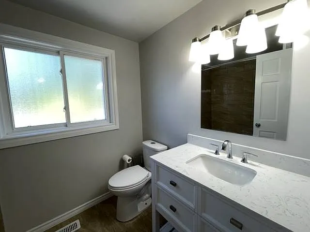 113 Cornerbrook Cres #1 — Photo 12