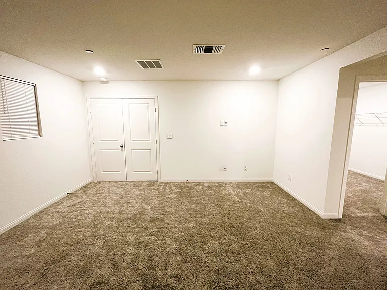 2814 Frabiele St — Photo 24