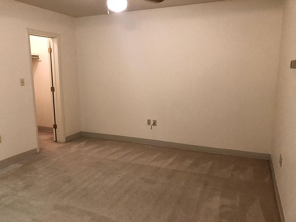 3rd image of 2400 4th Ave APT 255