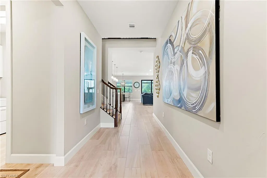 4 bed, 3.0 bath, 3077 sqft, $14,500 — Photo 4