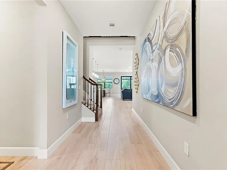 7763 Winding Cypress Dr — Photo 4