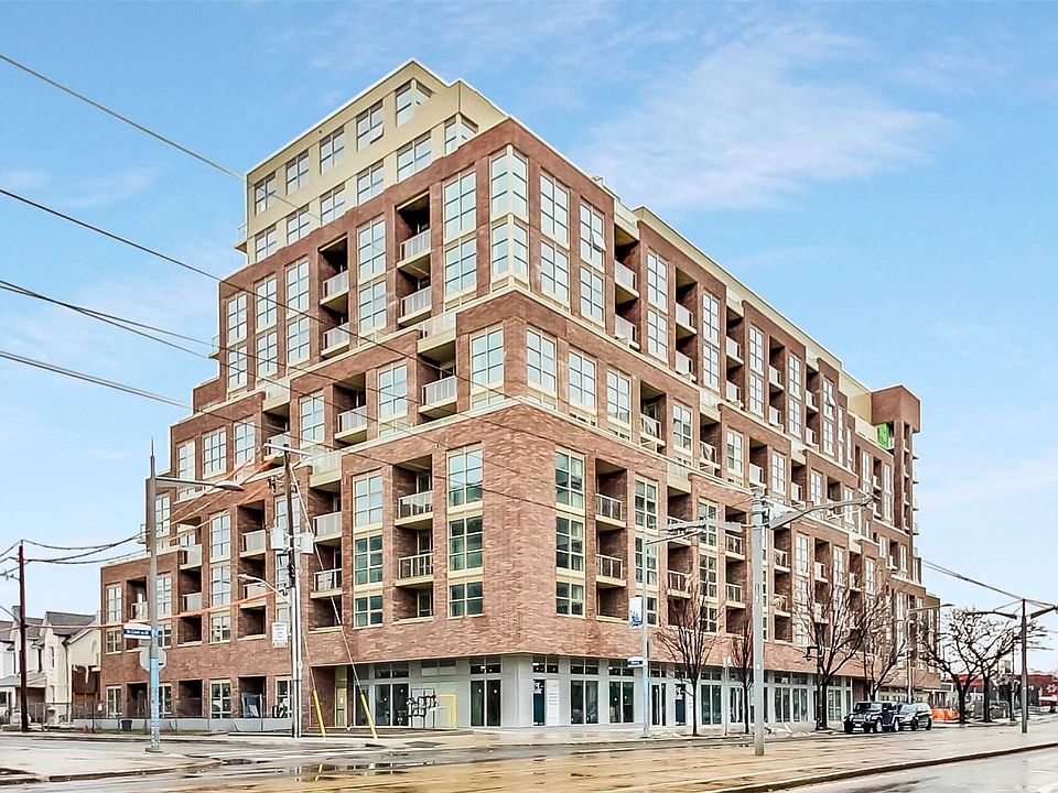 1st image of 1787 Saint Clair Ave W #424