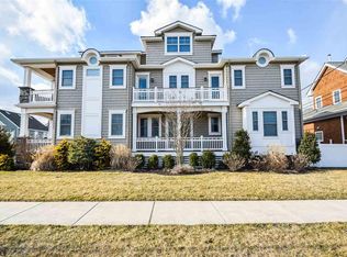 19 S Thurlow Ave, Margate, NJ 08402