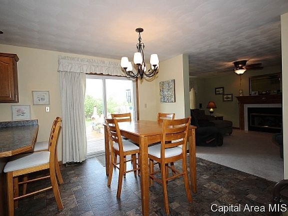 5th image of 815 Mulberry Ct