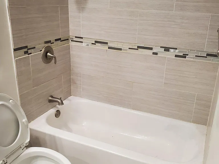 380 Morrison Ave #2 — Photo 3