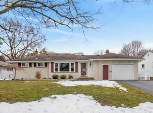 80 Ripplewood Dr, Rochester, NY 14616