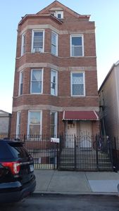 2335 W 21st St, Chicago, IL, 60608
