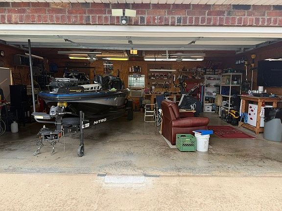 5th image of 1260 Bobwhite Ave