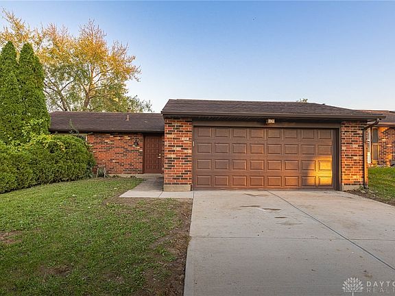 2nd image of 9586 Arboridge Ln