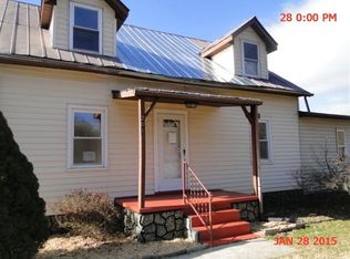 201 River Rd, Pembroke, VA 24136