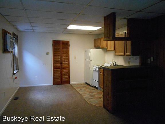 2nd image of 95 E 11th Ave APT C