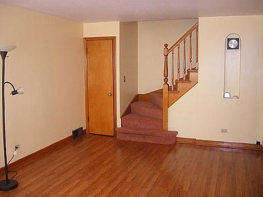 4th image of 2332 N 76th Ct