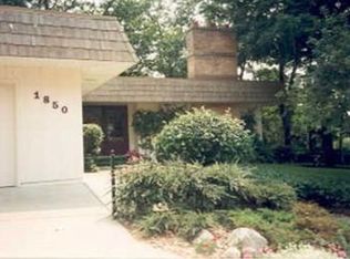 1850 Far Hills Ct, Grand Haven, MI 49417