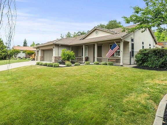 2nd image of 2101 Summer Dr