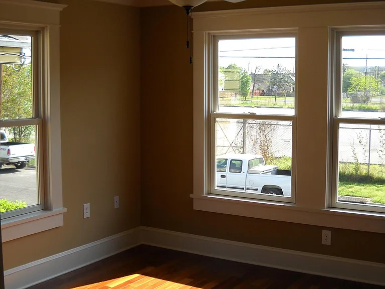 255 Belleville St — Photo 5