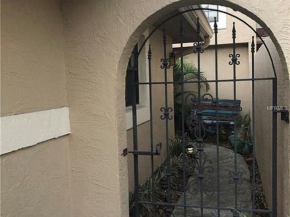 2nd image of 8221 Breeze Cove Ln