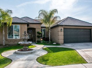 10211 Park Verde Ct, Bakersfield, CA 93311