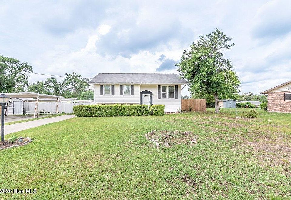 1st image of 307 Crestview Drive