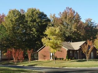 740 Pennwood Ln, Charlotte, NC