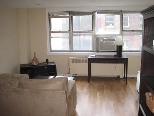 Rented by EA Kane RE Inc. | media 19