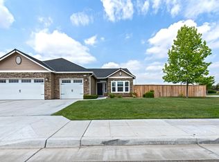 5379 N Madelyn Ave, Fresno, CA 93723