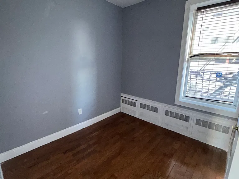 808 22nd St #2C — Photo 2