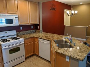 41696 Woodridge Ave UNIT 2, Murrieta, CA 92562