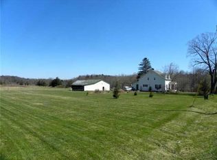 62 County Highway 48, Thompson Ridge, NY 10985