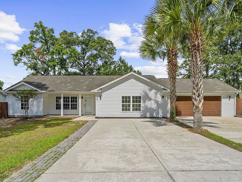 1st image of 207 Amy Dr