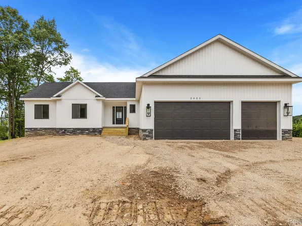 2800 Ashy Hl, Oxford, MI 48371