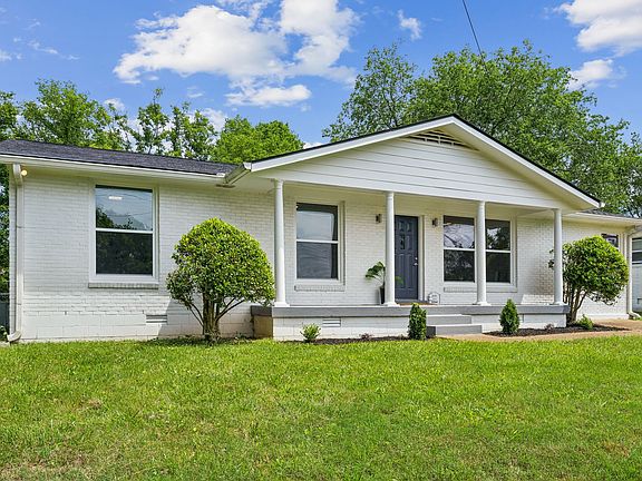 4th image of 3314 Stockdale Ln