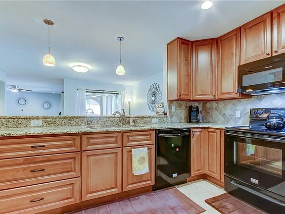 3rd image of 6326 Grand Bahama Cir APT E