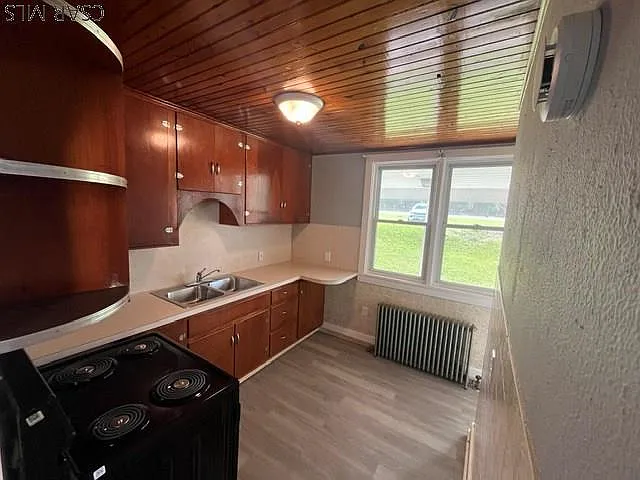 3418 Graham Ave #1 — Photo 4