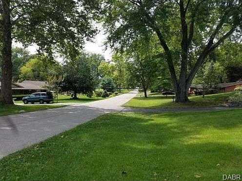 2nd image of 2301 Grierson Pl