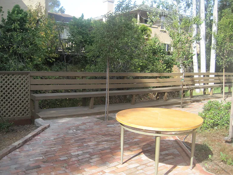 673 Grand Ave — Photo 1