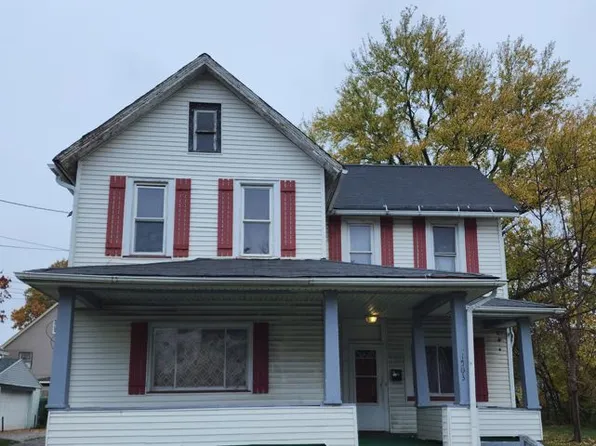 1503 3rd St NE #2, Canton, OH 44704