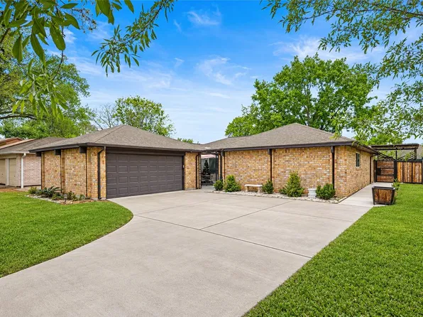 19634 Southaven Dr, Houston, TX 77084
