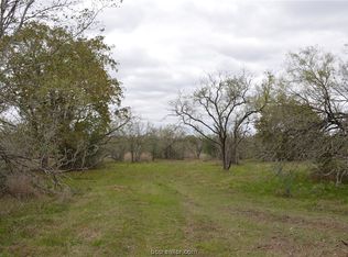 20 Fawn Oaks Trl, Iola, TX 77861
