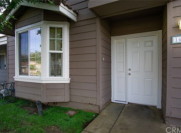 2nd image of 1624 Byron Ct