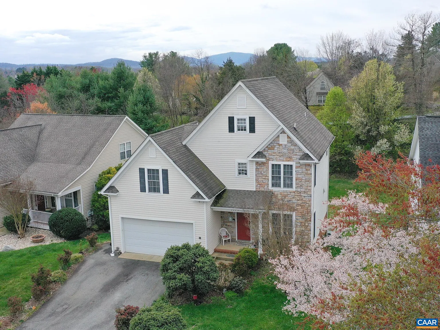 3055 Morewood Ln photo 1