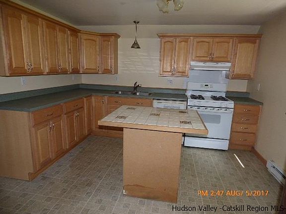 2nd image of 14 Mountain Ave