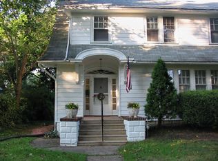 215 Thomas Ave, Riverton, NJ 08077
