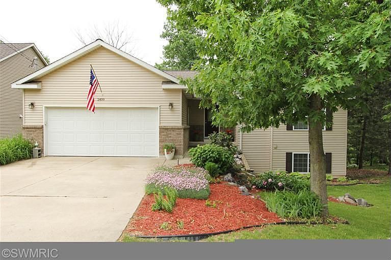 1st image of 20050 Orchard Ln