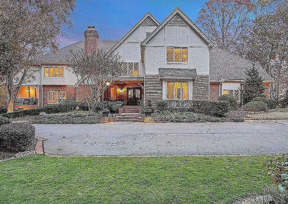 2nd image of 8235 Habersham Waters Rd