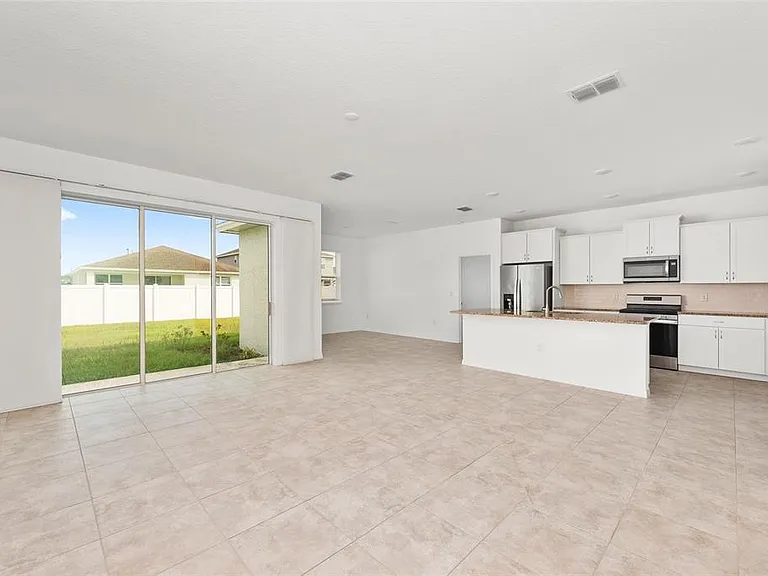6175 SW 74th Ct — Photo 15