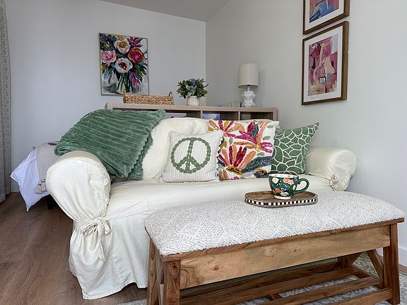 Fun love seat, coffee table bench