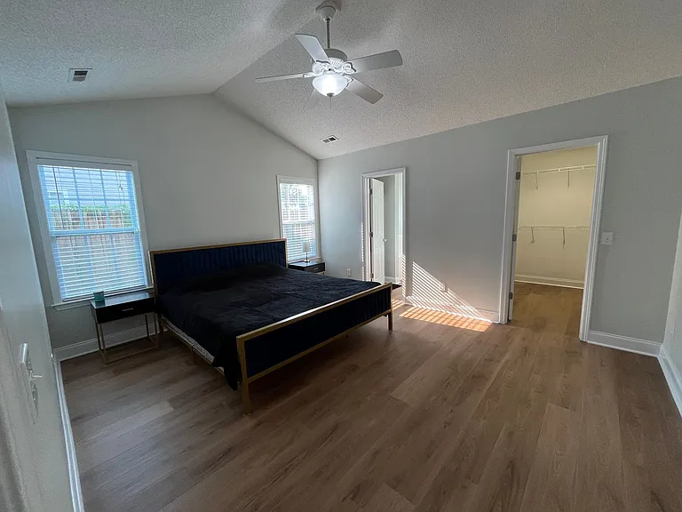 642 Hillside Dr — Photo 15