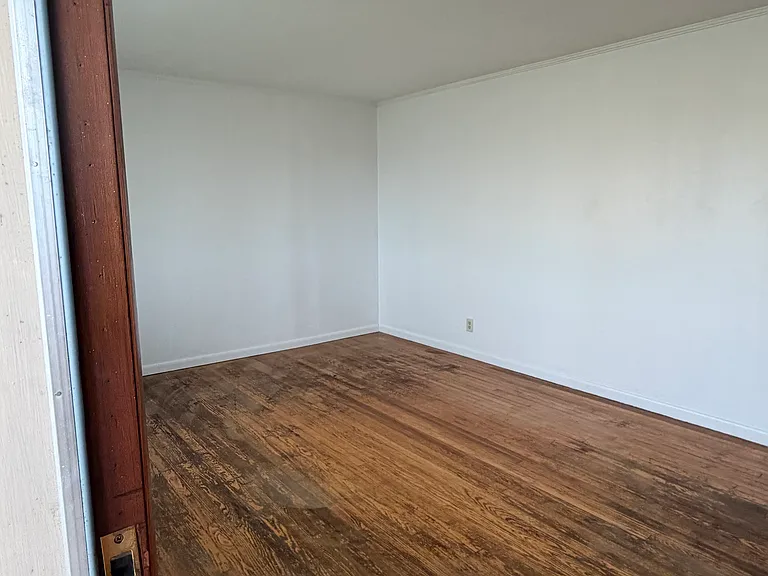 9616 Brewer Dr — Photo 45